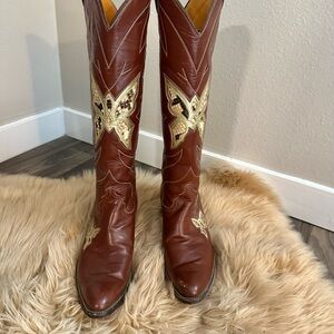 Vintage Justin Tall Butterfly Cowgirl Brown Boots 8.5 USA made Snakeskin Inlay